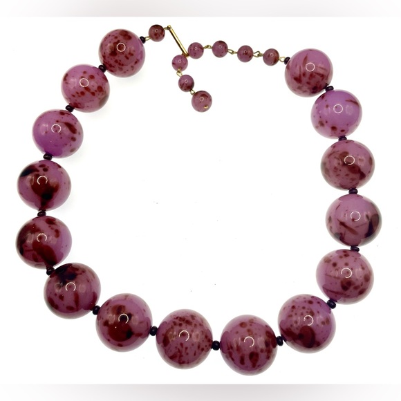 Vintage Lilac Speckled Lucite Beaded Necklace Mid Century Chunky Retro Statement - Picture 4 of 9